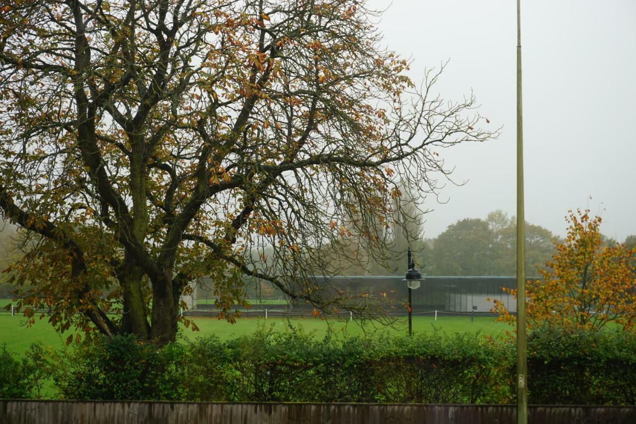 3 Summertown Court Apartment *